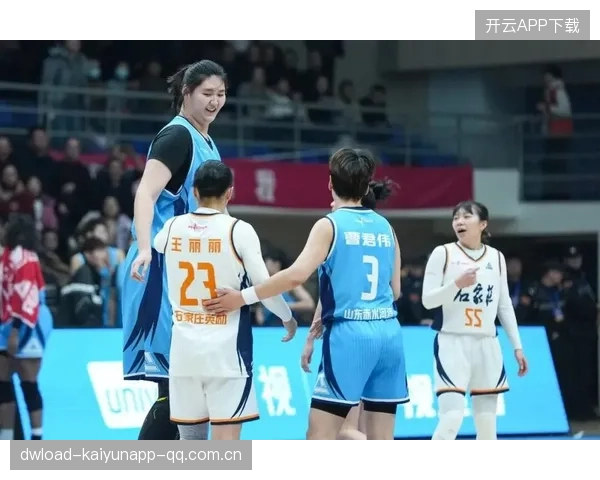 中国女篮首秀即出线：从“梦之队”到“新生代”传奇
